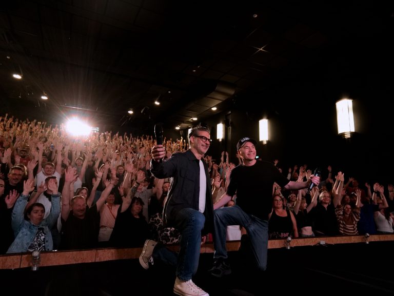 Kino Saal Bild mit Bully und Rick